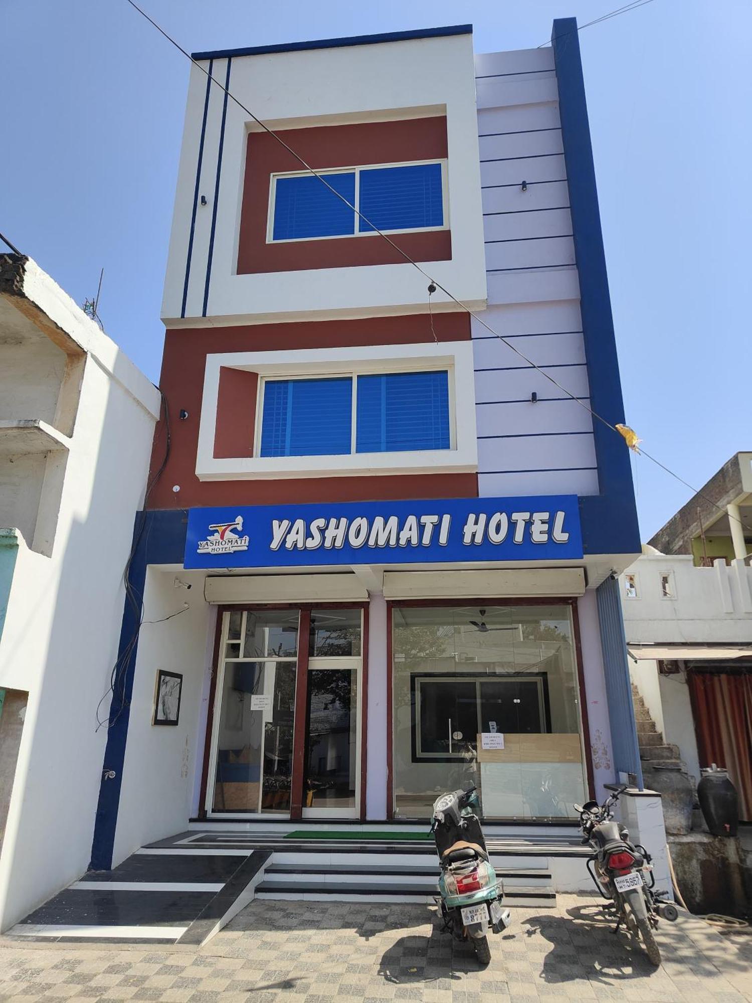 Yashomati Hotel Maheshwar Exterior photo